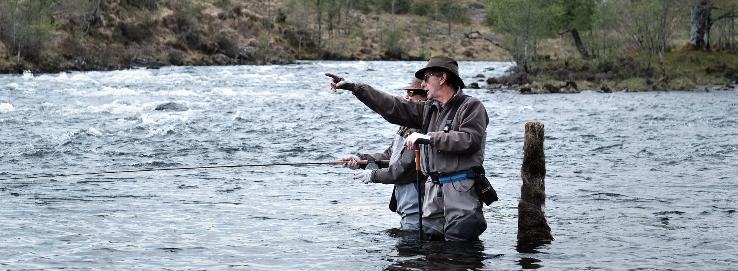 DSCF2224_in_the_river 1-min